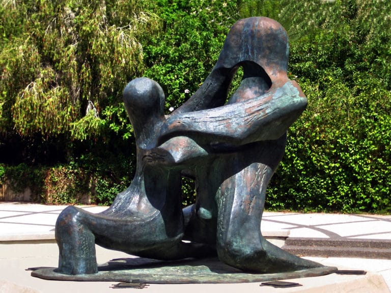 TEL AVIV, ISRAEL - OCTOBER 5 : Monument in honor of Israeli athletes killed at the summer Olympic Games in Munich in 1972, on October 5, 2012 in Tel Aviv, Israel